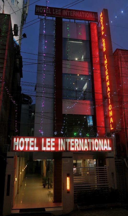 Hotel Lee International Καλκούτα Εξωτερικό φωτογραφία
