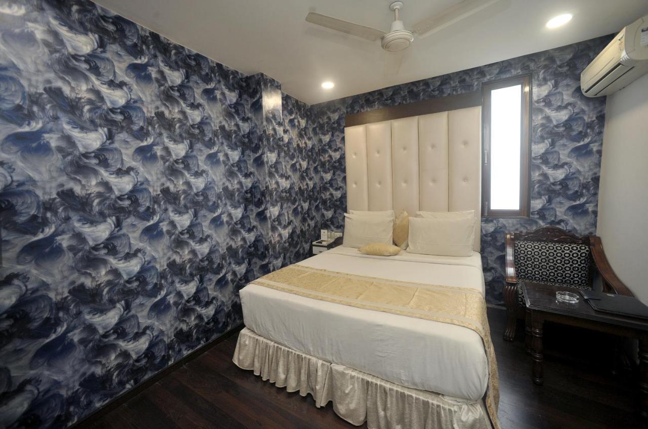 Hotel Lee International Καλκούτα Εξωτερικό φωτογραφία